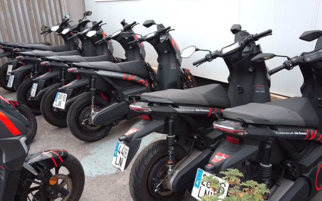 Nuevo servicio de motos eléctricas compartidas en tres parkings de Alicante gestionados por Grupo Cívica